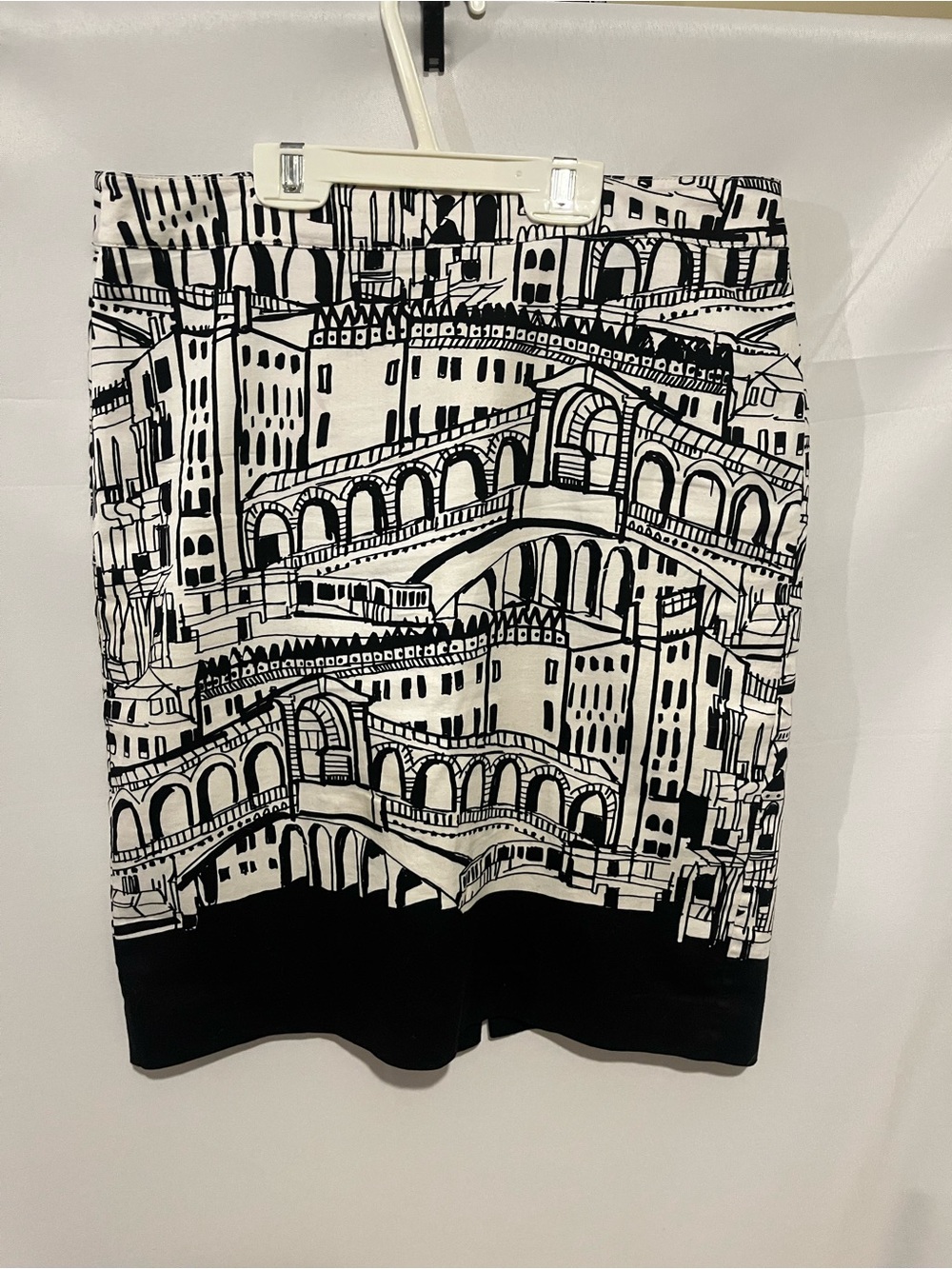 VanHeusen Women’s Black & White Printed pencil Shirt - Classic Graphic Design